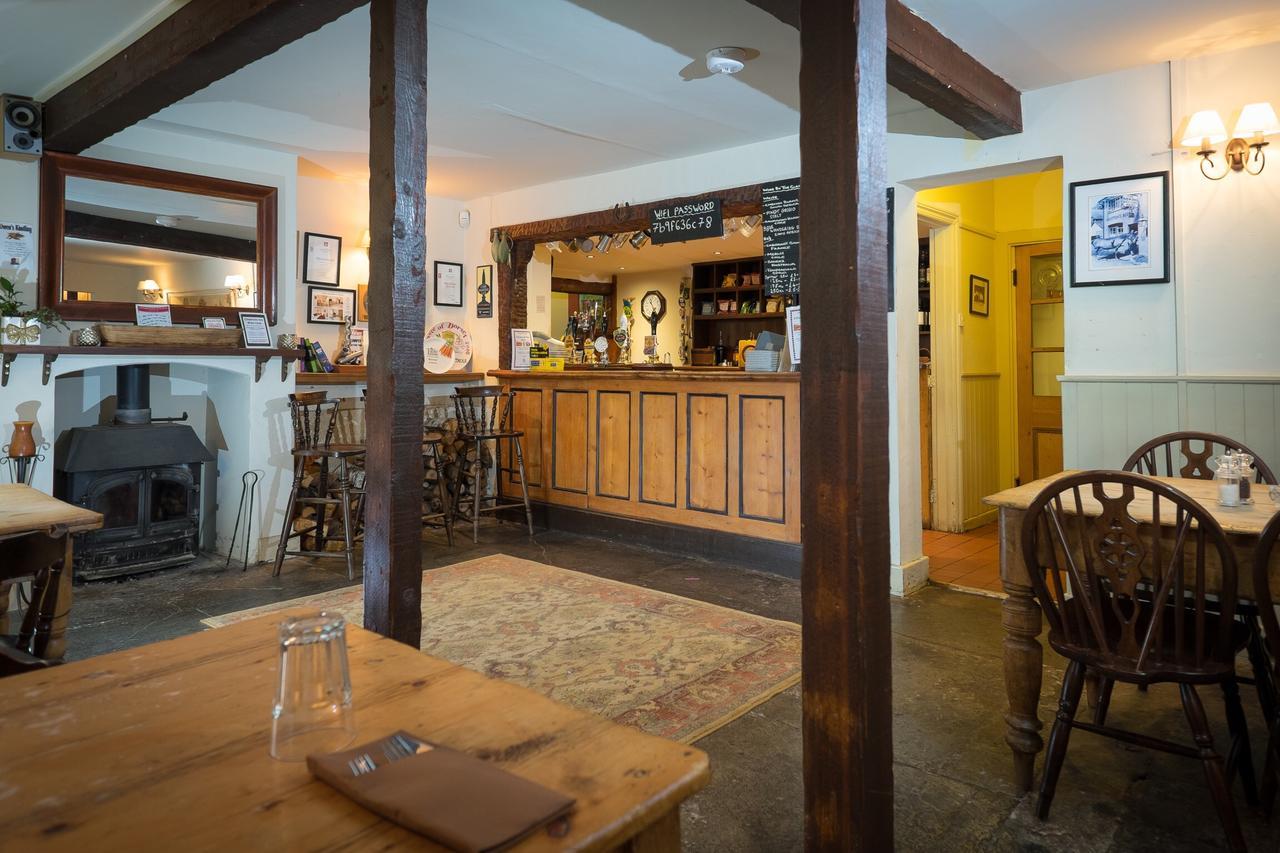 The Chetnole Inn Kültér fotó
