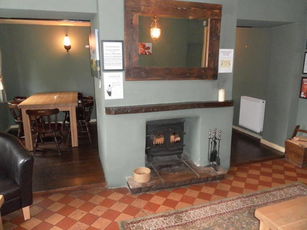 The Chetnole Inn Kültér fotó